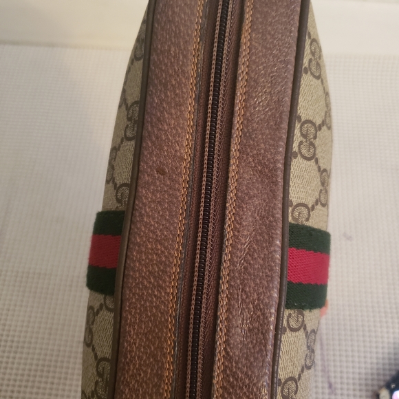 Authentic Vintage gucci GG canvas clutch - Picture 4 of 14